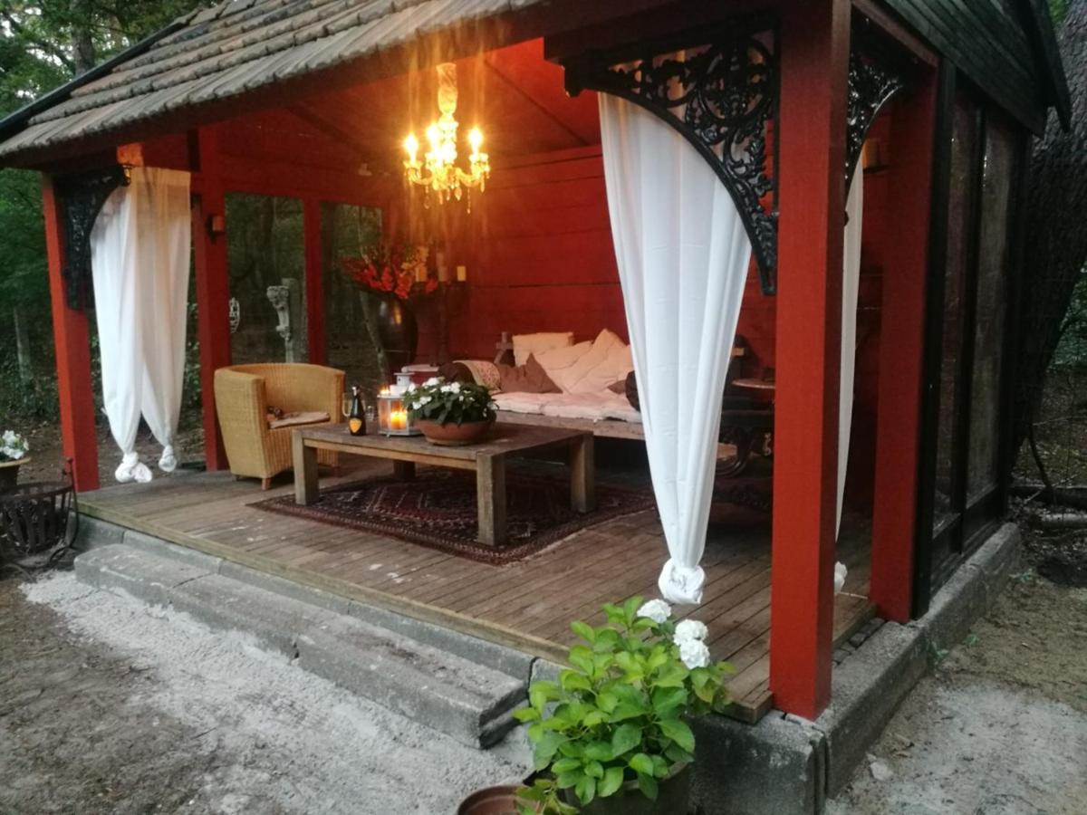 Bosgeluk Bed & Breakfast Helmond Exterior photo